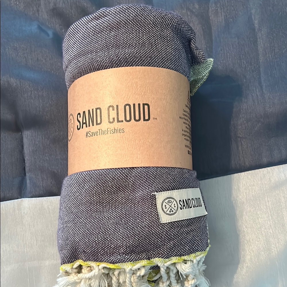 Sand Cloud Blue and White Throw